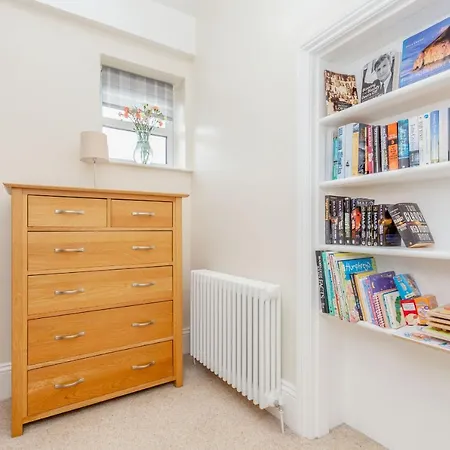 Street House Farm 펜션